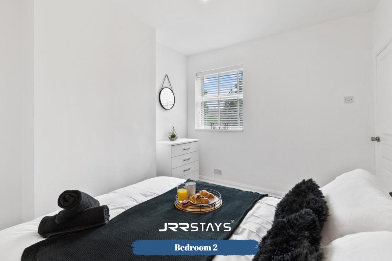 Nuneaton - Ideal 3 Bedroom, Wi-Fi Parking, Sleeps 6 - Jrr Stays מראה חיצוני תמונה